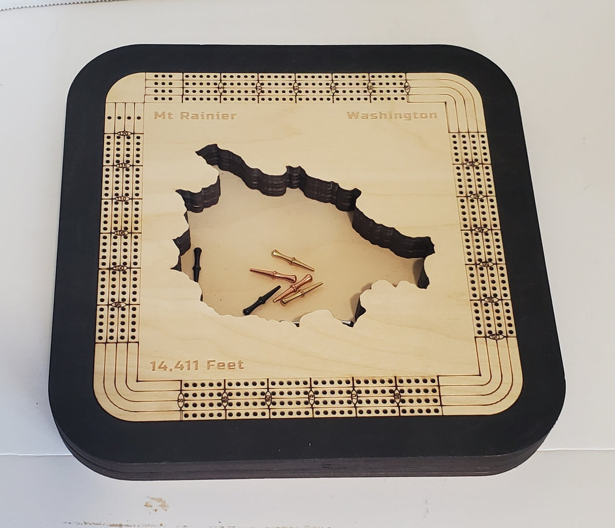 Mount Rainier 4 Lane Cribbage Board
