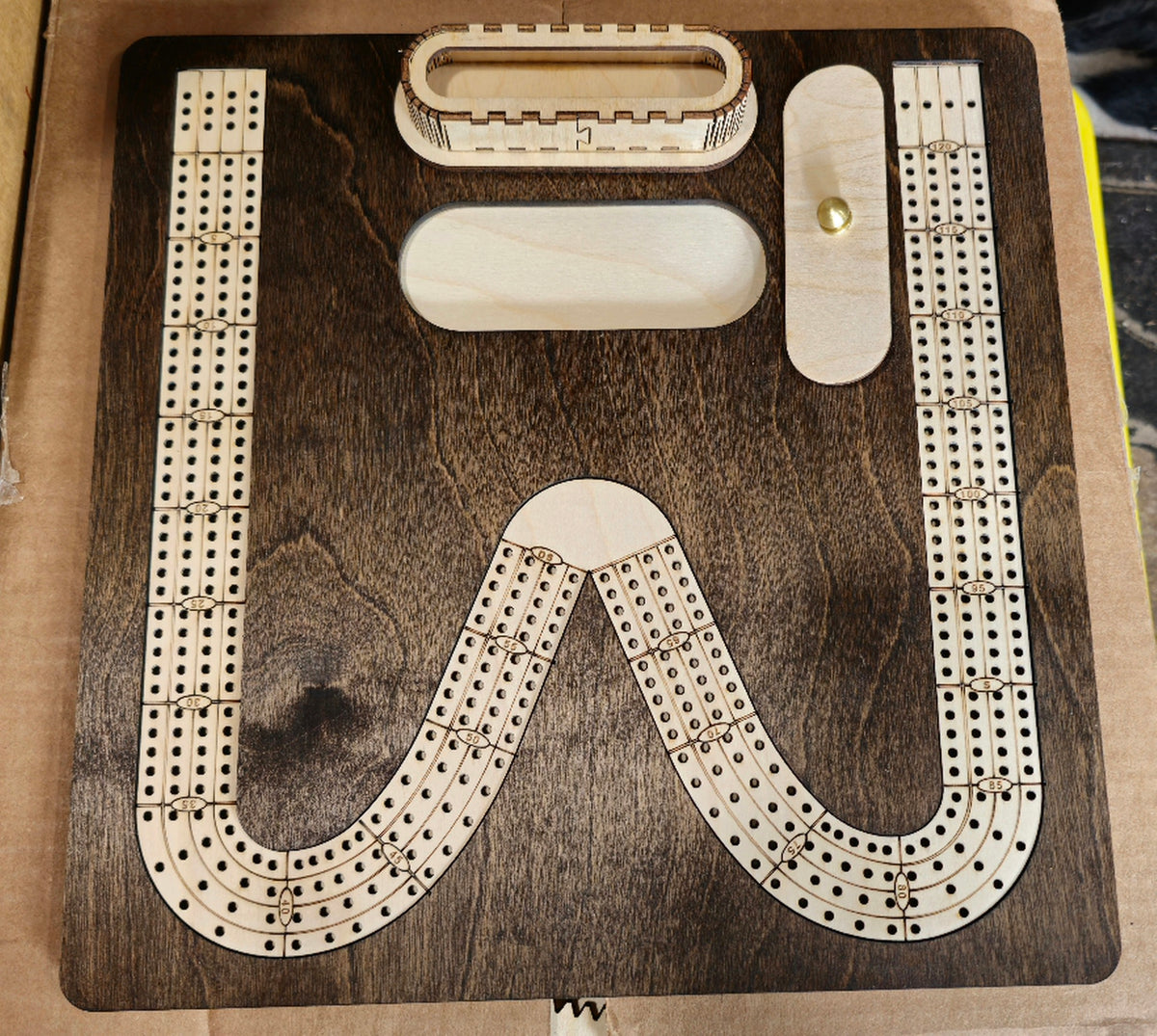 Letter W Cribbage Board with Removable Peg Storage